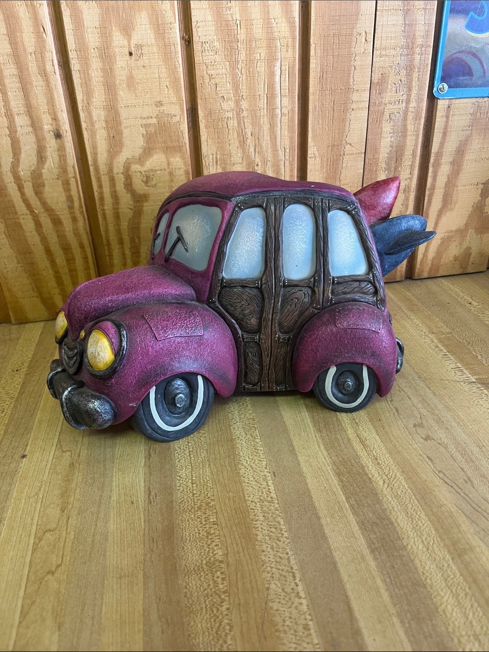 2006 KOOKY WOODY CAR WINE BOTTLE HOLDER Resin SURF'S UP!